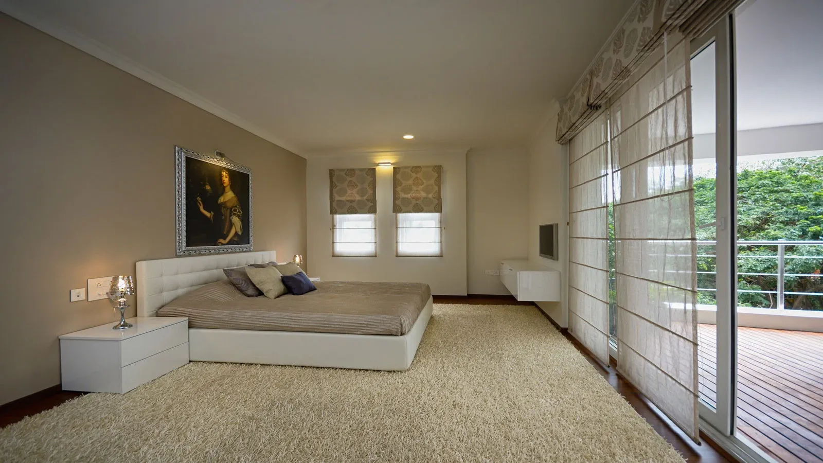 Bed room